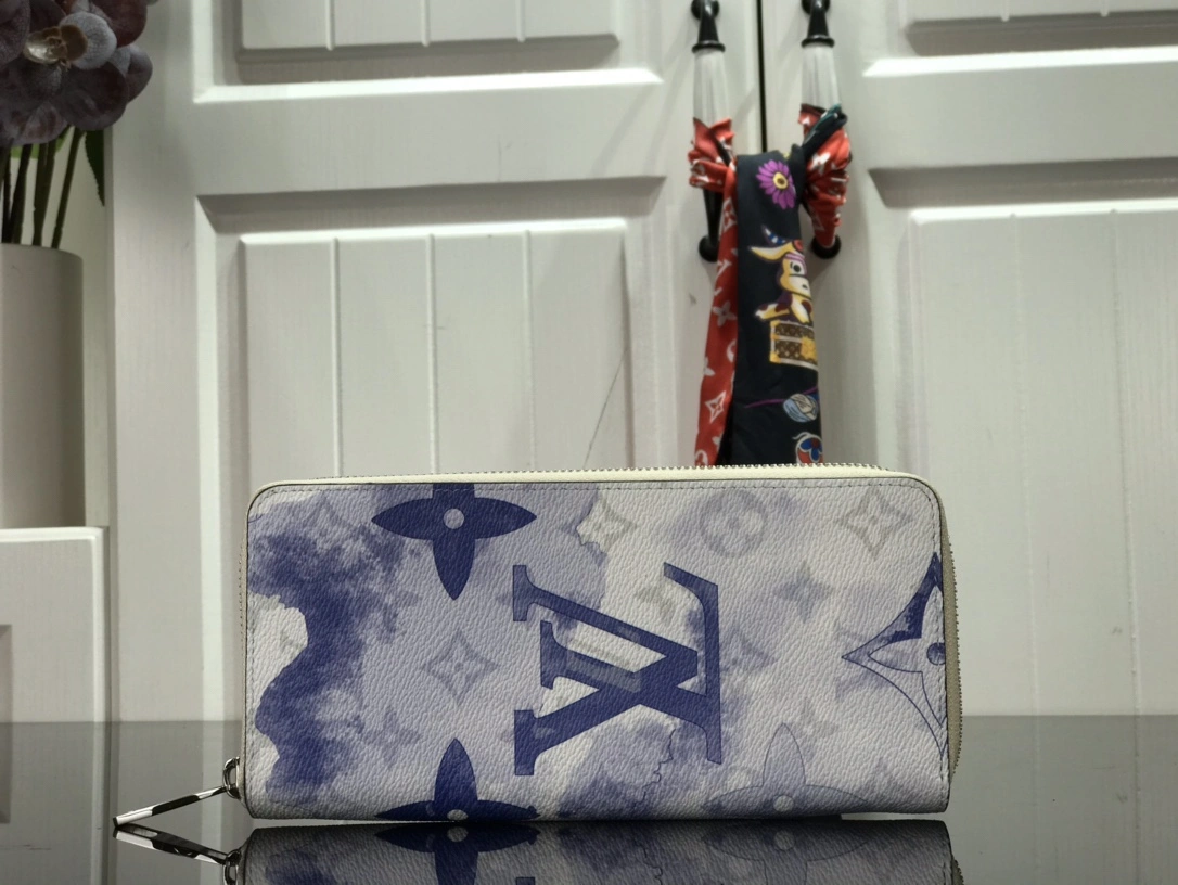 L*ouis V*uitton Top Bag 10 x 20 x 2 cm ComfortFit 8555