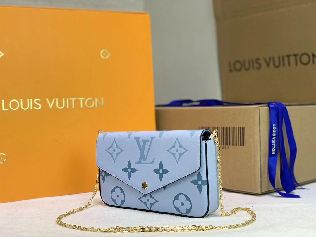 L*ouis V*uitton Top Bag 12*12*3cm MultiPurpose 8498