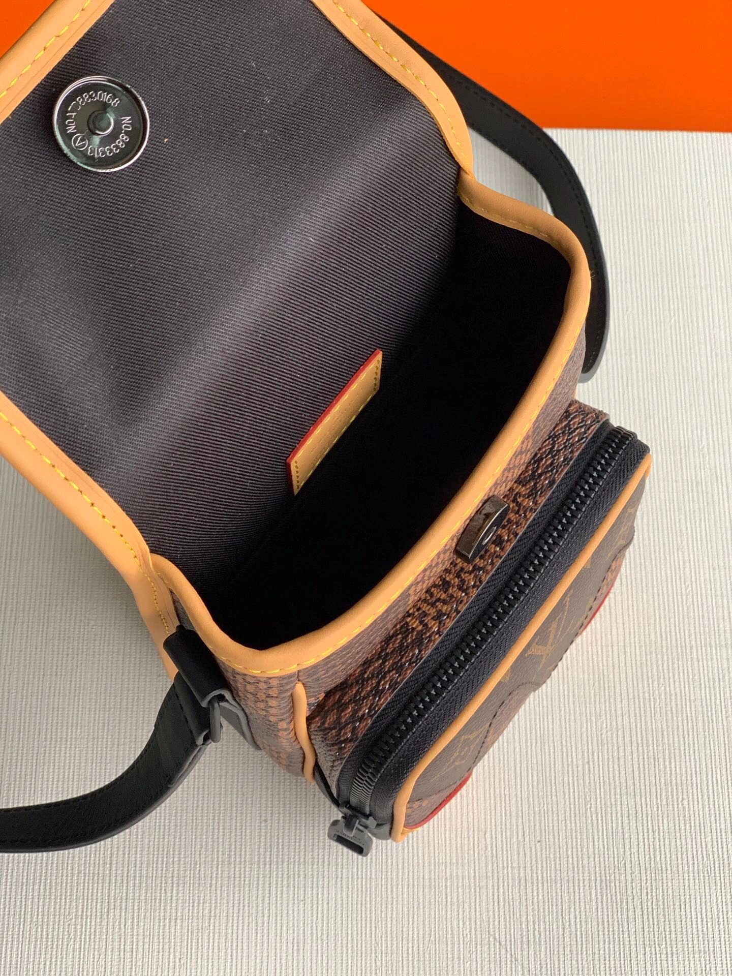 Comfortable L*ouis V*uitton Top Bag 13×18×8 cm 8606