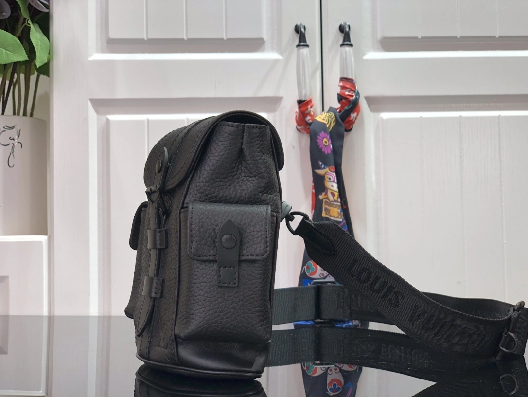 Timeless L*ouis V*uitton Top Bag 14*19.5*5cm 8408