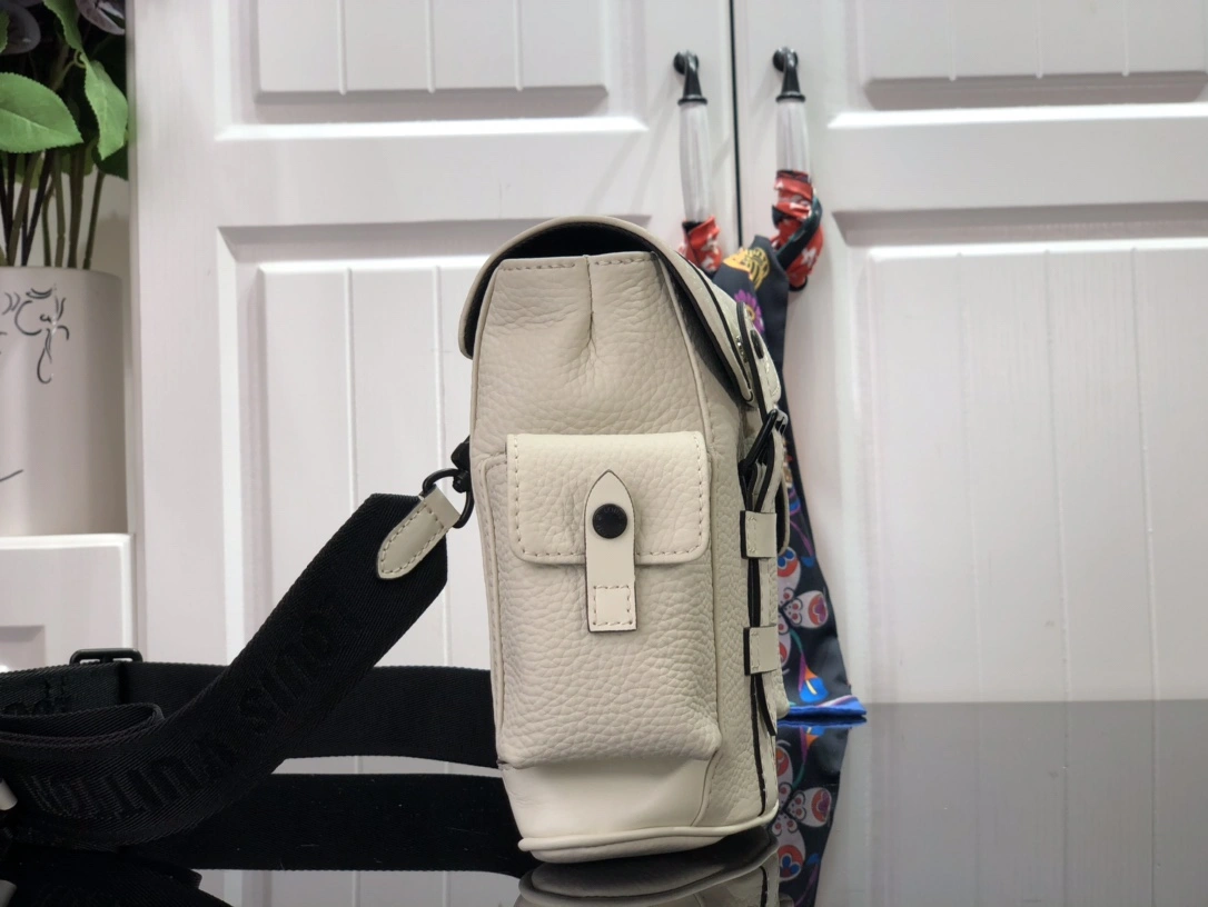 Lightweight L*ouis V*uitton Top Bag 14*19.5*5cm 8409