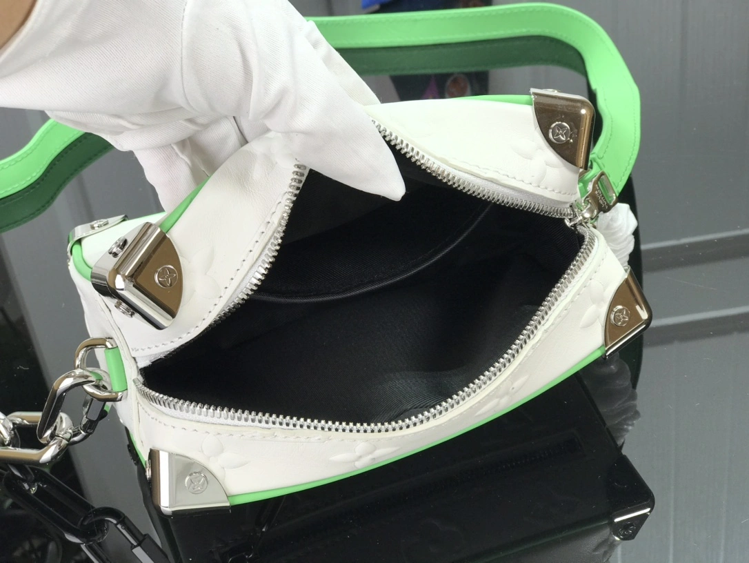 SunProtective L*ouis V*uitton Top Bag 18.5*13*8cm 8445