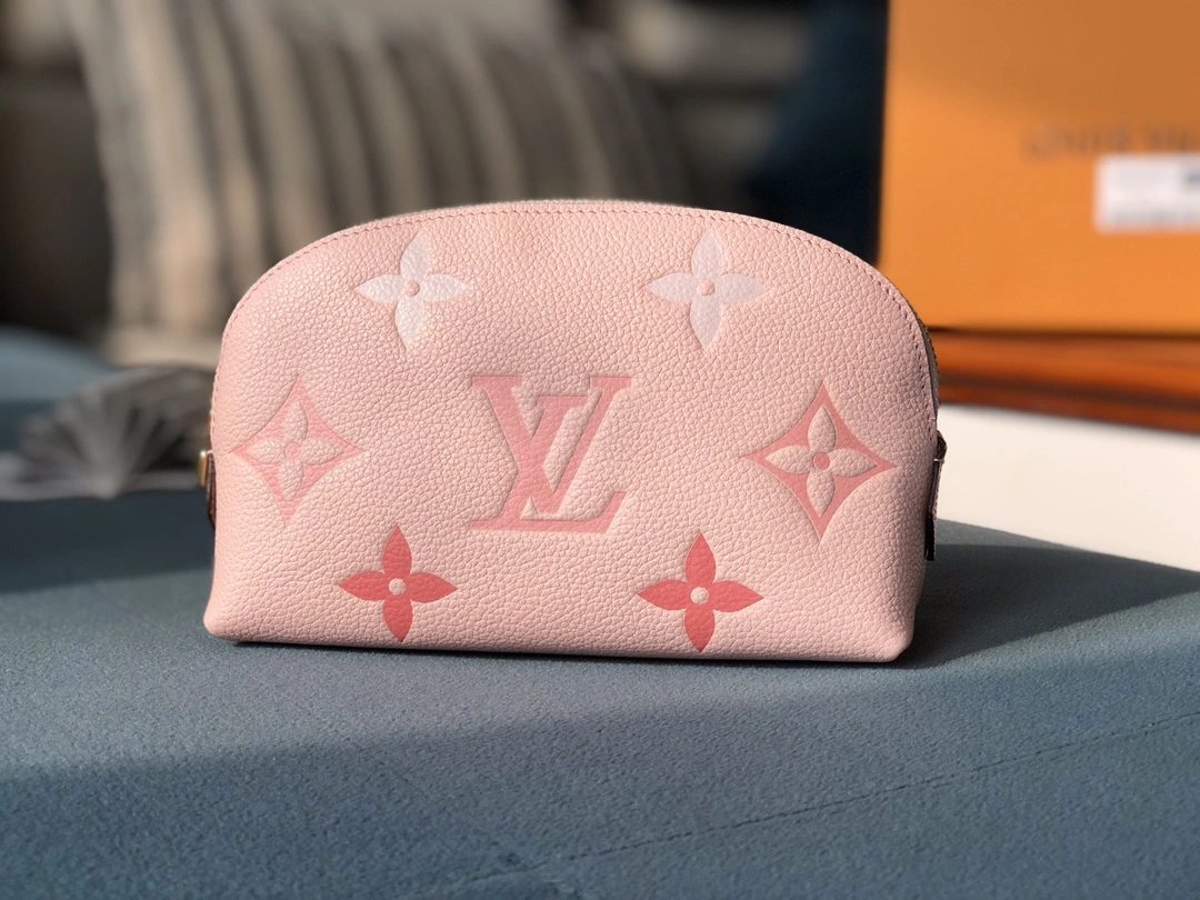 L*ouis V*uitton Top Bag 19 x 12 x 6cm WaterResistant 8597