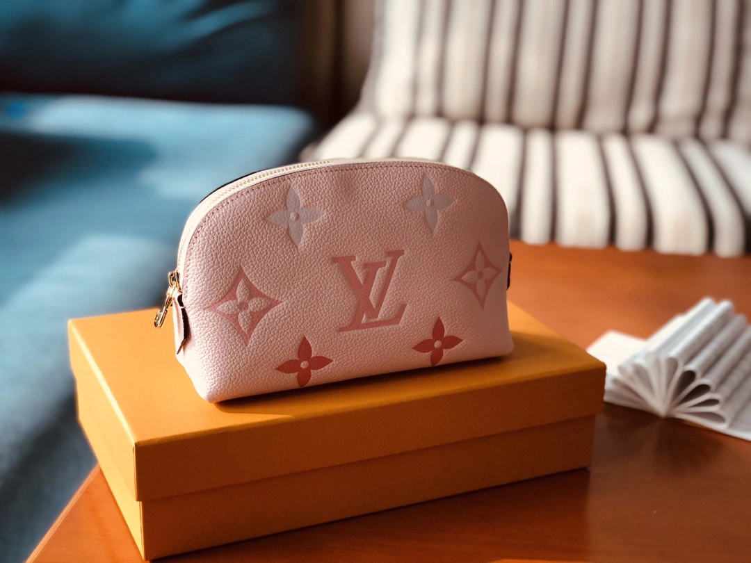 L*ouis V*uitton Top Bag 19 x 12 x 6cm WaterResistant 8597