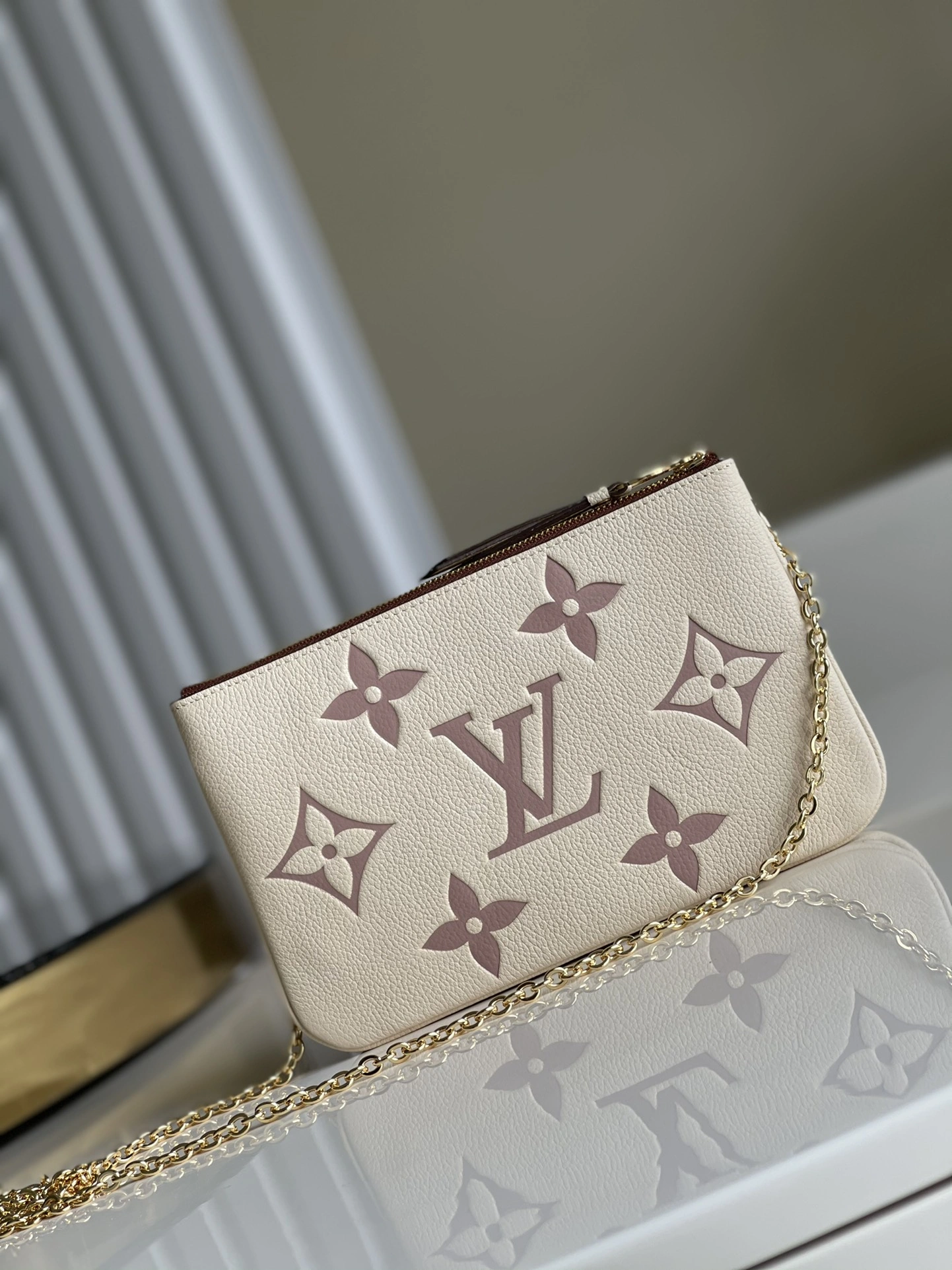 Colorful L*ouis V*uitton Top Bag 20*12.5*3cm 8635