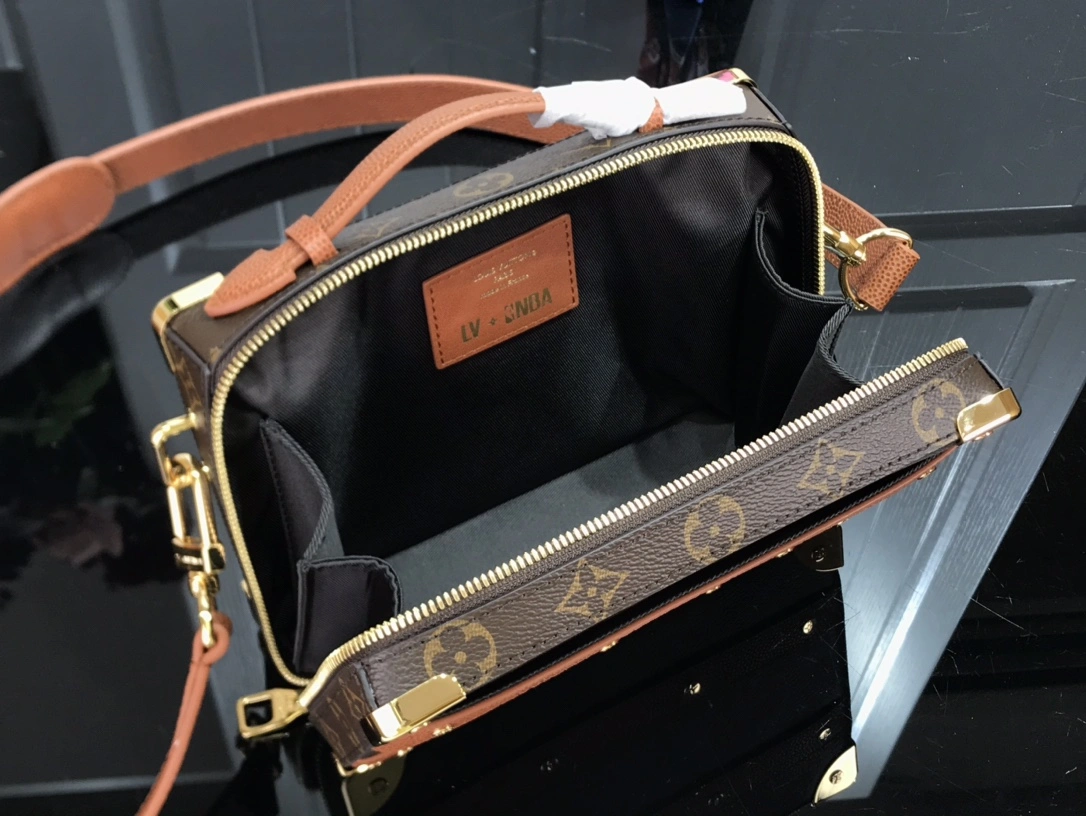L*ouis V*uitton Top Bag 21.5*15*7cm Trendy 8450