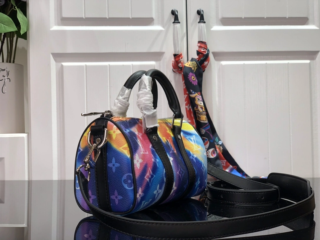 Timeless L*ouis V*uitton Top Bag 21*12*9cm 8411