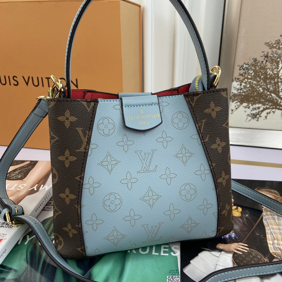 L*ouis V*uitton Top Bag 21*18*11cm Attractive 8473