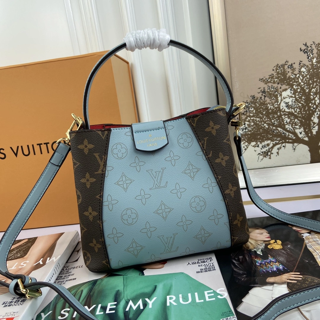 L*ouis V*uitton Top Bag 21*18*11cm Attractive 8473