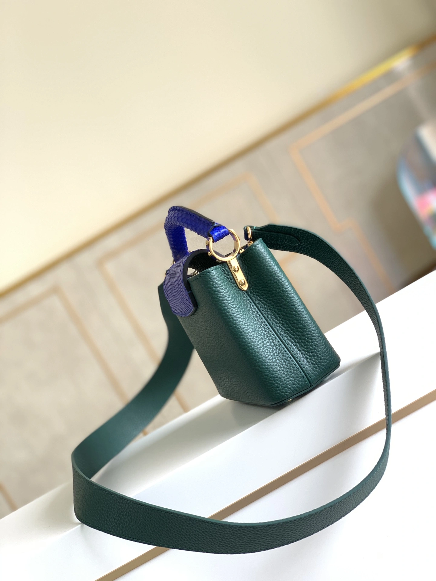 Supportive L*ouis V*uitton Top Bag 21x14x8cm 8549