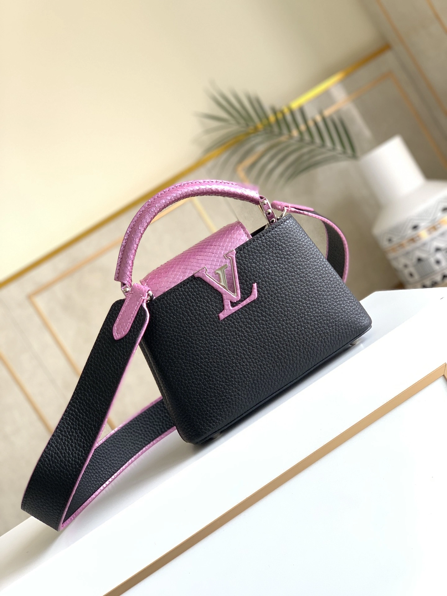 OnTrend L*ouis V*uitton Top Bag 21x14x8cm 8542