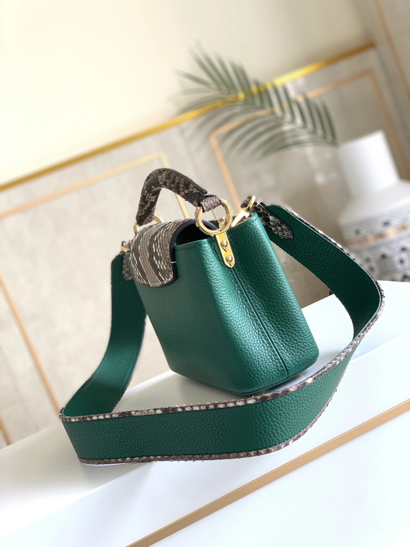 Colorful L*ouis V*uitton Top Bag 21x14x8cm 8539