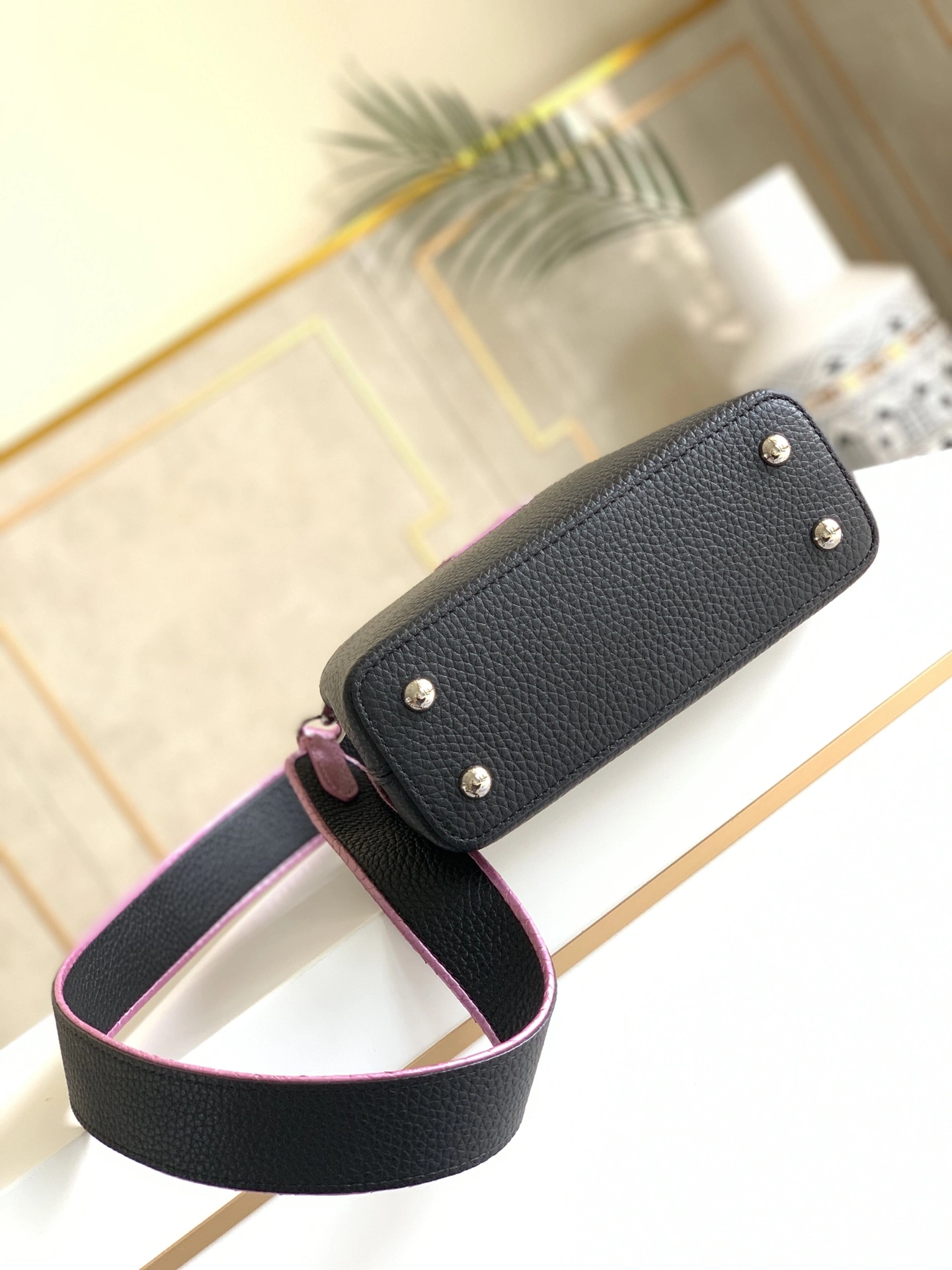 OnTrend L*ouis V*uitton Top Bag 21x14x8cm 8542