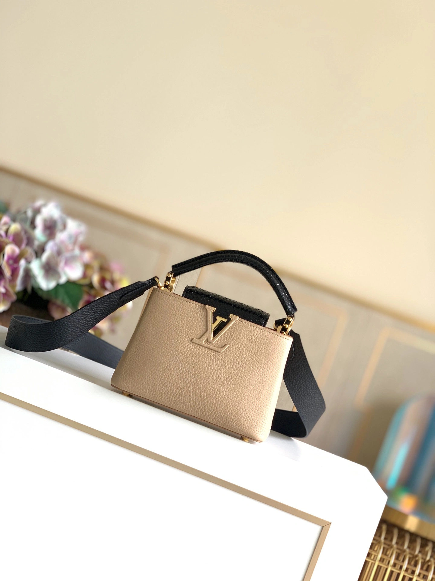 HighQuality L*ouis V*uitton Top Bag 21x14x8cm 8545