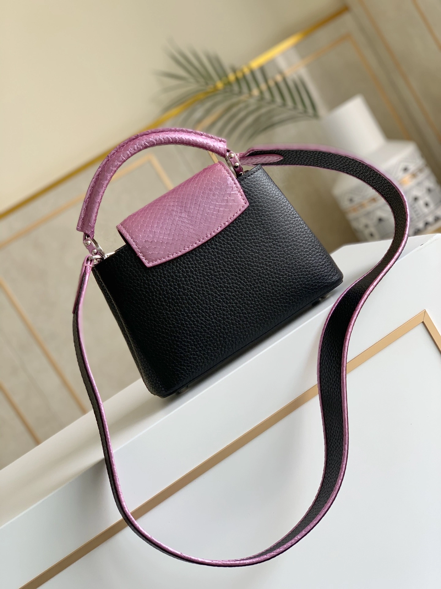 OnTrend L*ouis V*uitton Top Bag 21x14x8cm 8542