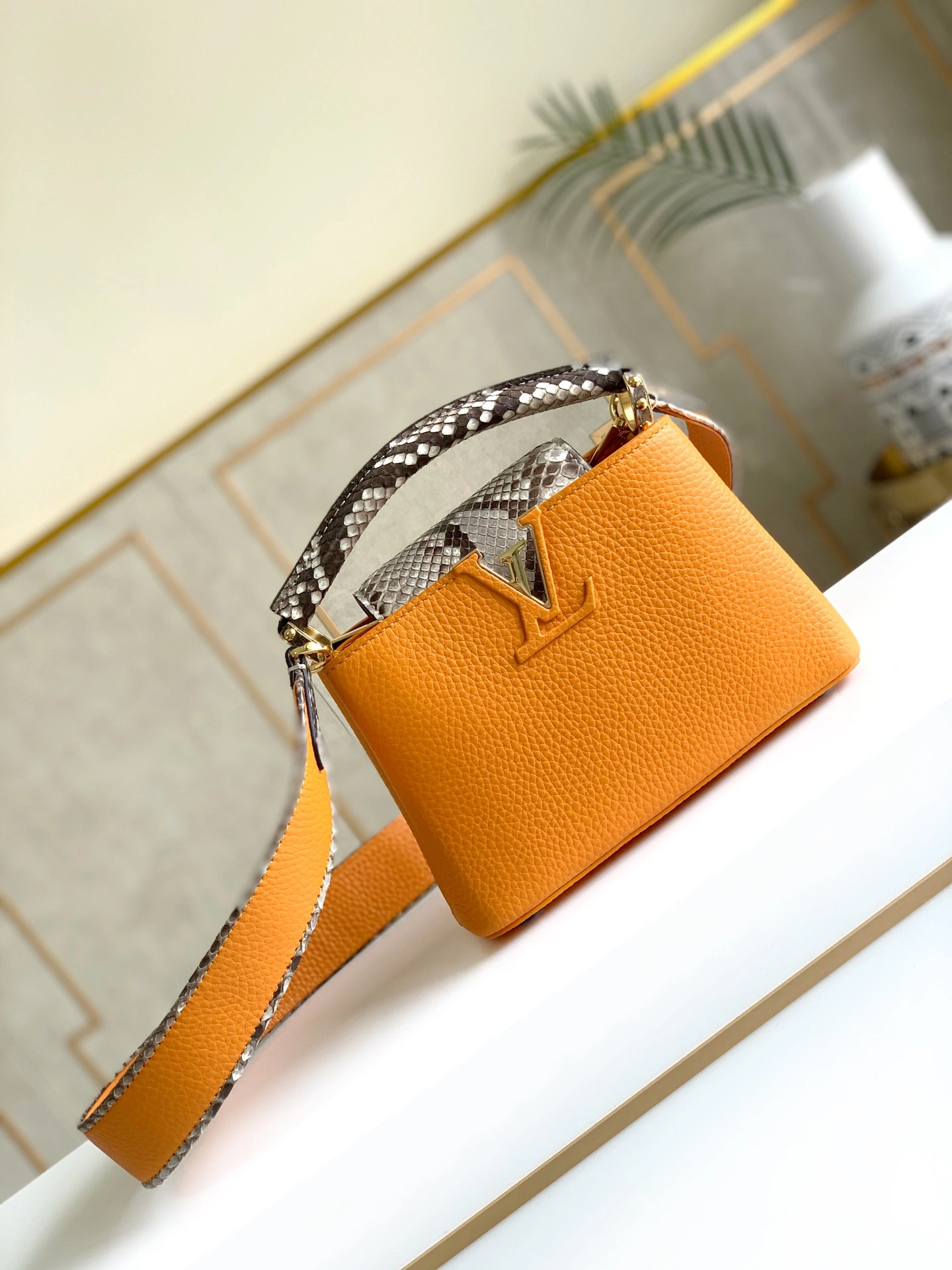 L*ouis V*uitton Top Bag 21x14x8cm Trendy 8540