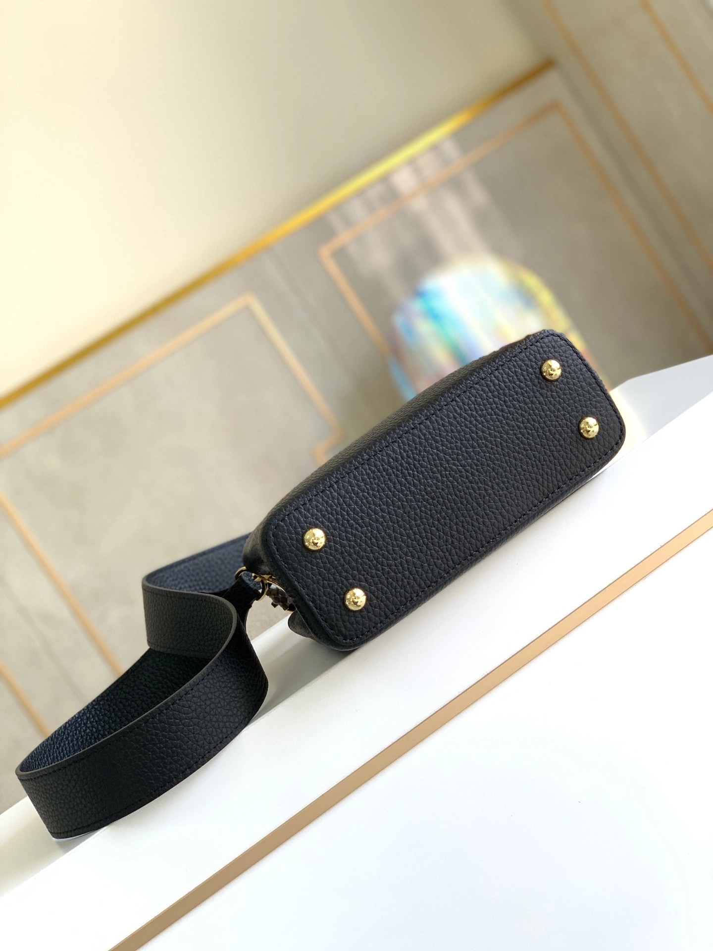 Versatile L*ouis V*uitton Top Bag 21x14x8cm 8546