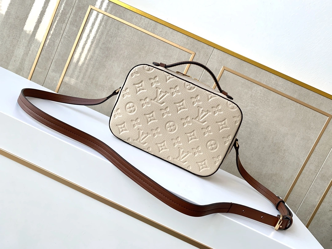 Effortless L*ouis V*uitton Top Bag 22 x 16 x 8 cm 8537