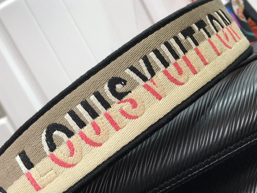 L*ouis V*uitton Top Bag 23*17*9.5cm SmoothTexture 8443