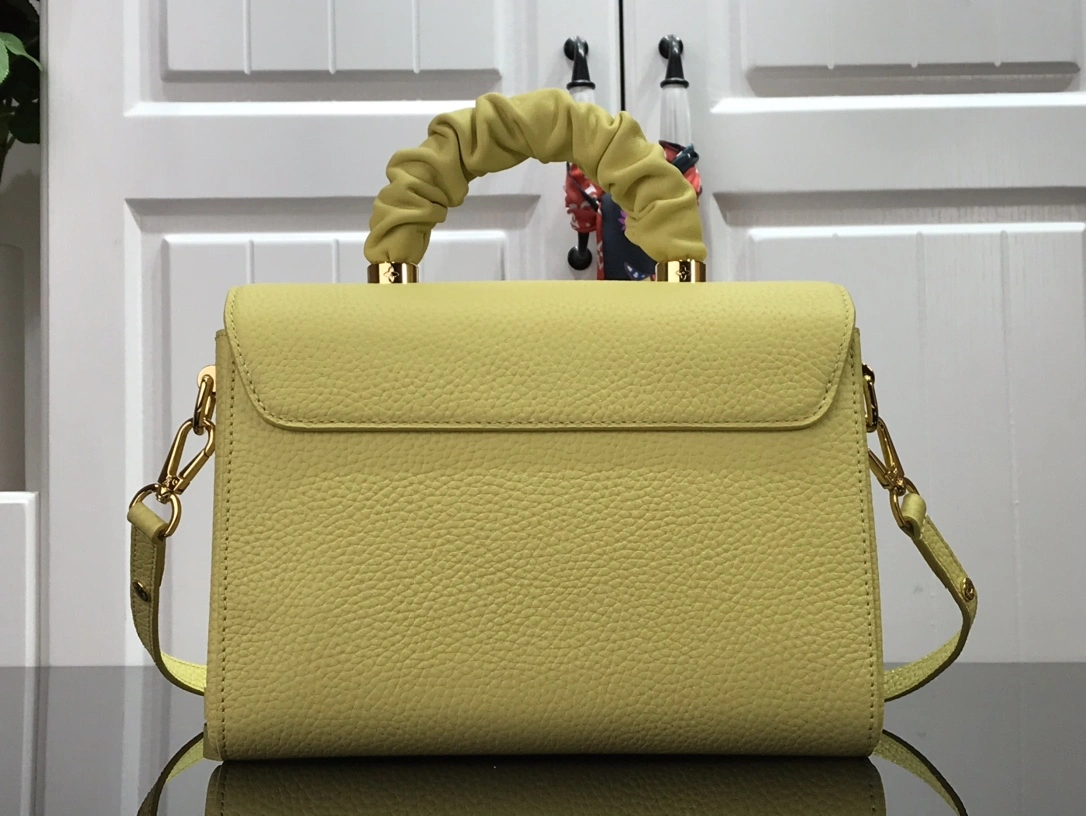 L*ouis V*uitton Top Bag 23cm Comfortable 8451