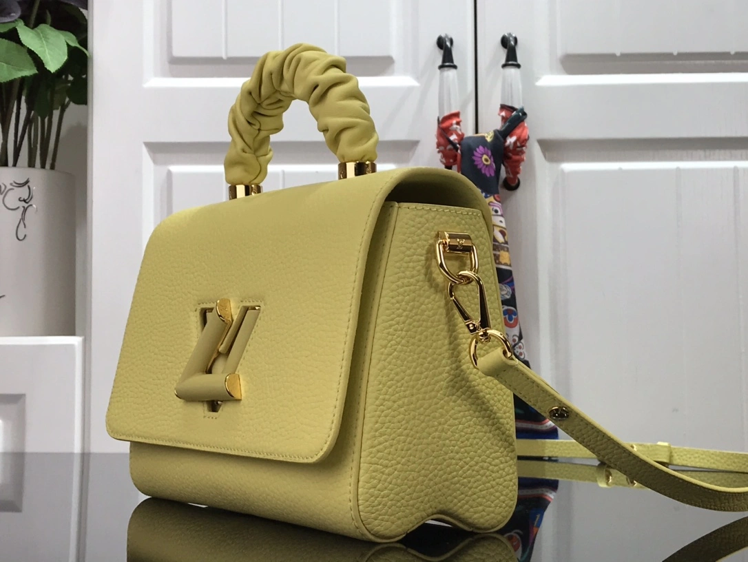 L*ouis V*uitton Top Bag 23cm Comfortable 8451