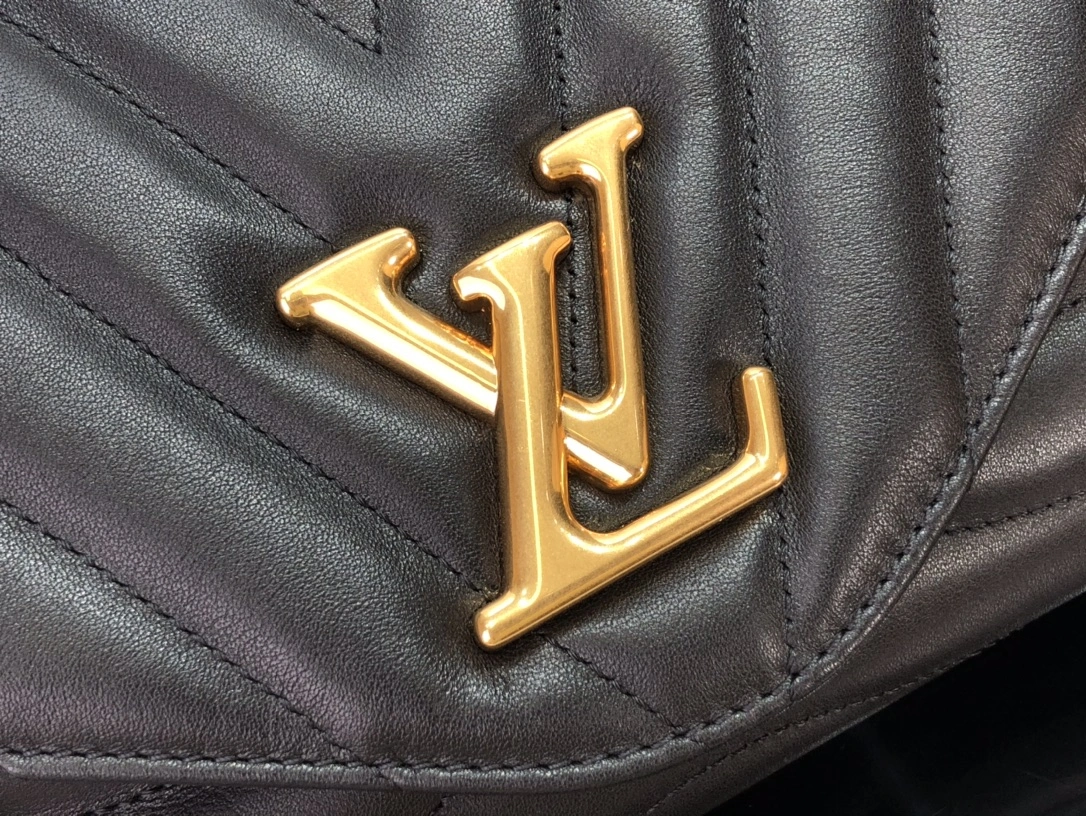 L*ouis V*uitton Top Bag 24*14*9cm Minimalist 8404