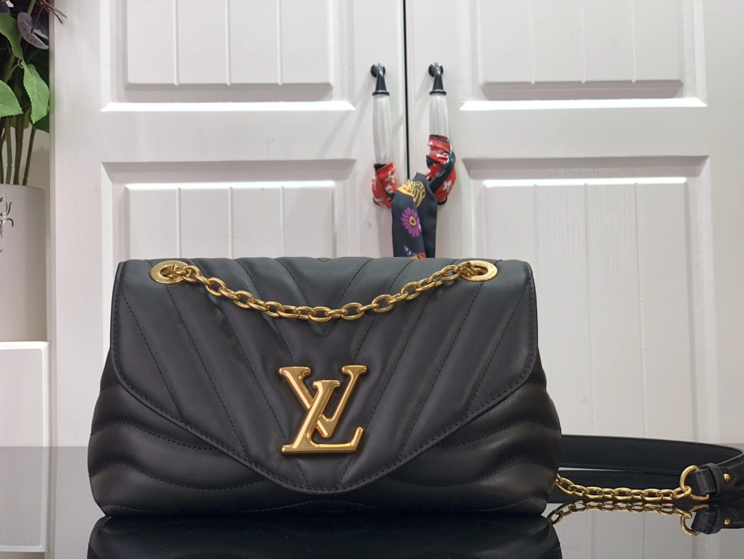 L*ouis V*uitton Top Bag 24*14*9cm Minimalist 8404
