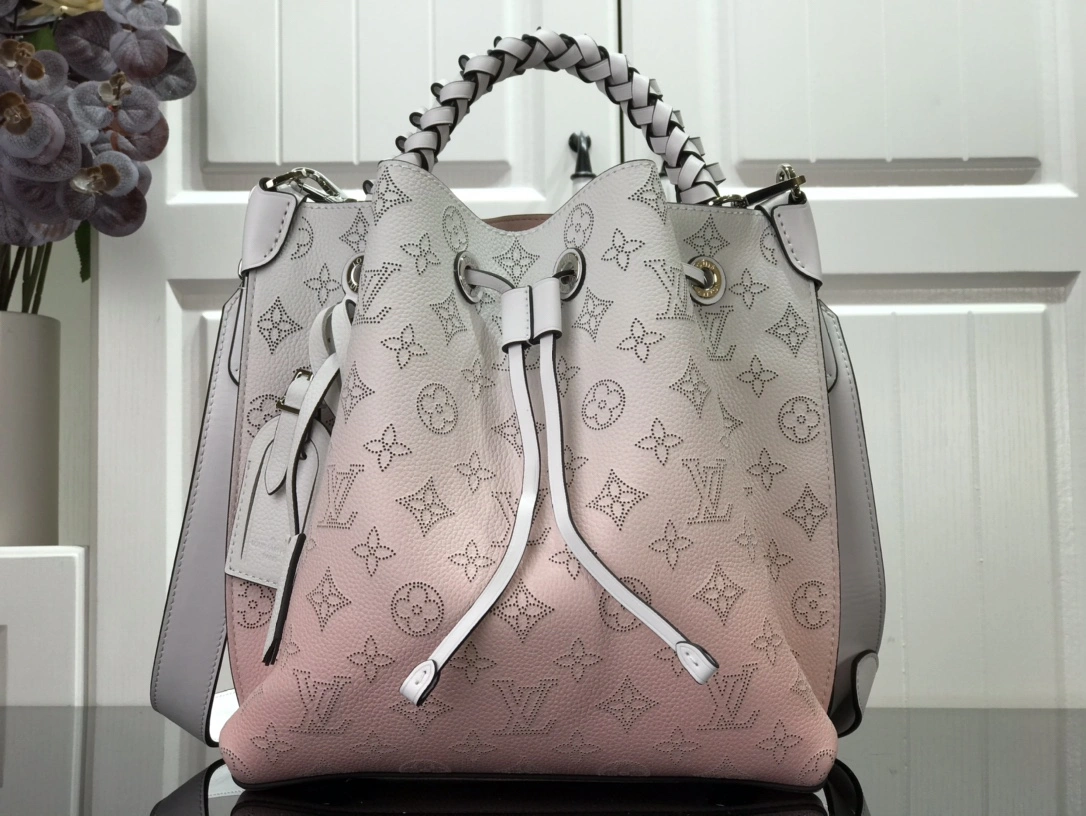 Chic L*ouis V*uitton Top Bag 25 x 25 x 20 cm 8564
