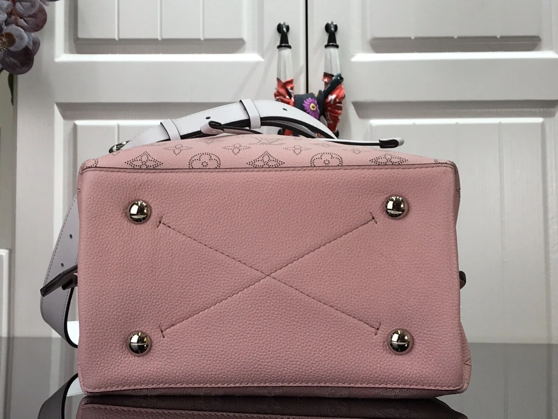 Chic L*ouis V*uitton Top Bag 25 x 25 x 20 cm 8564