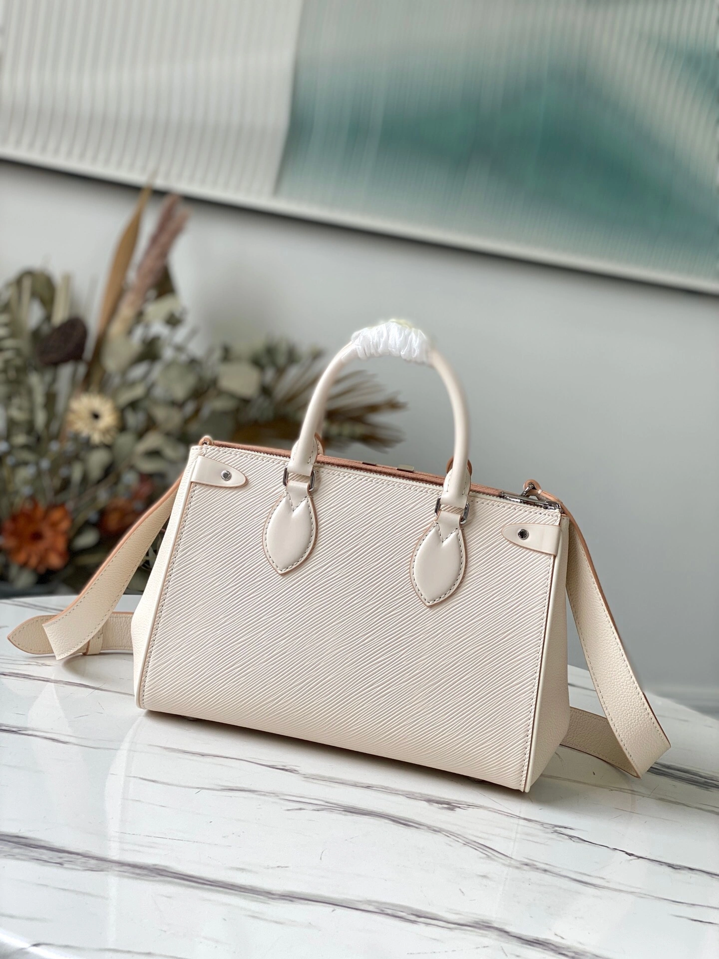 L*ouis V*uitton Top Bag 27 x 19 x 11.5cm Affordable 8604