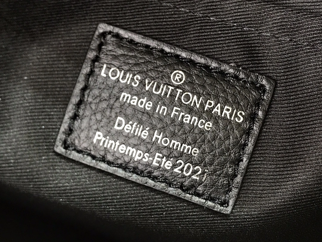 L*ouis V*uitton Top Bag 27*11.5*15cm WaterResistant 8453