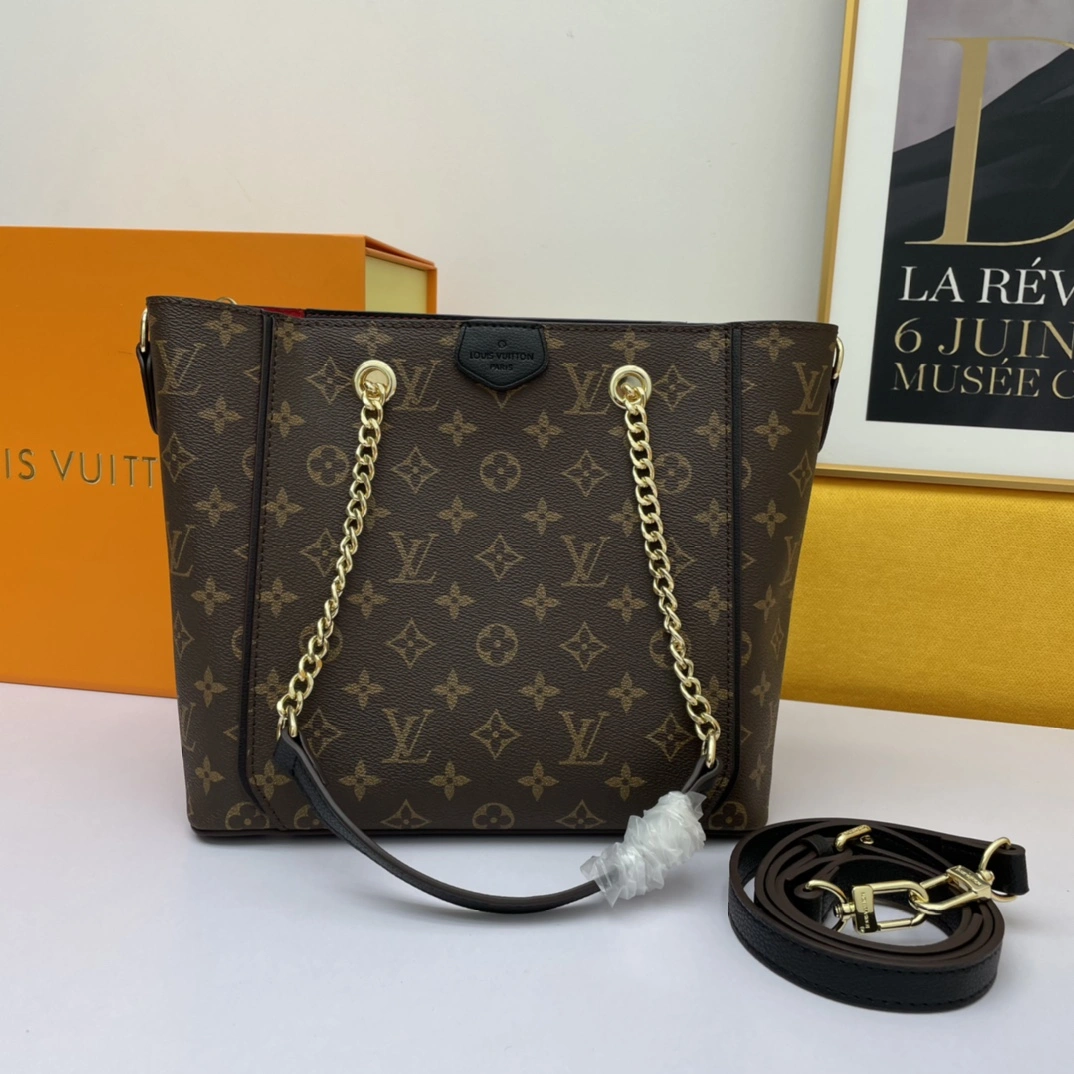 Fashionable L*ouis V*uitton Top Bag 28*24*12cm 8463