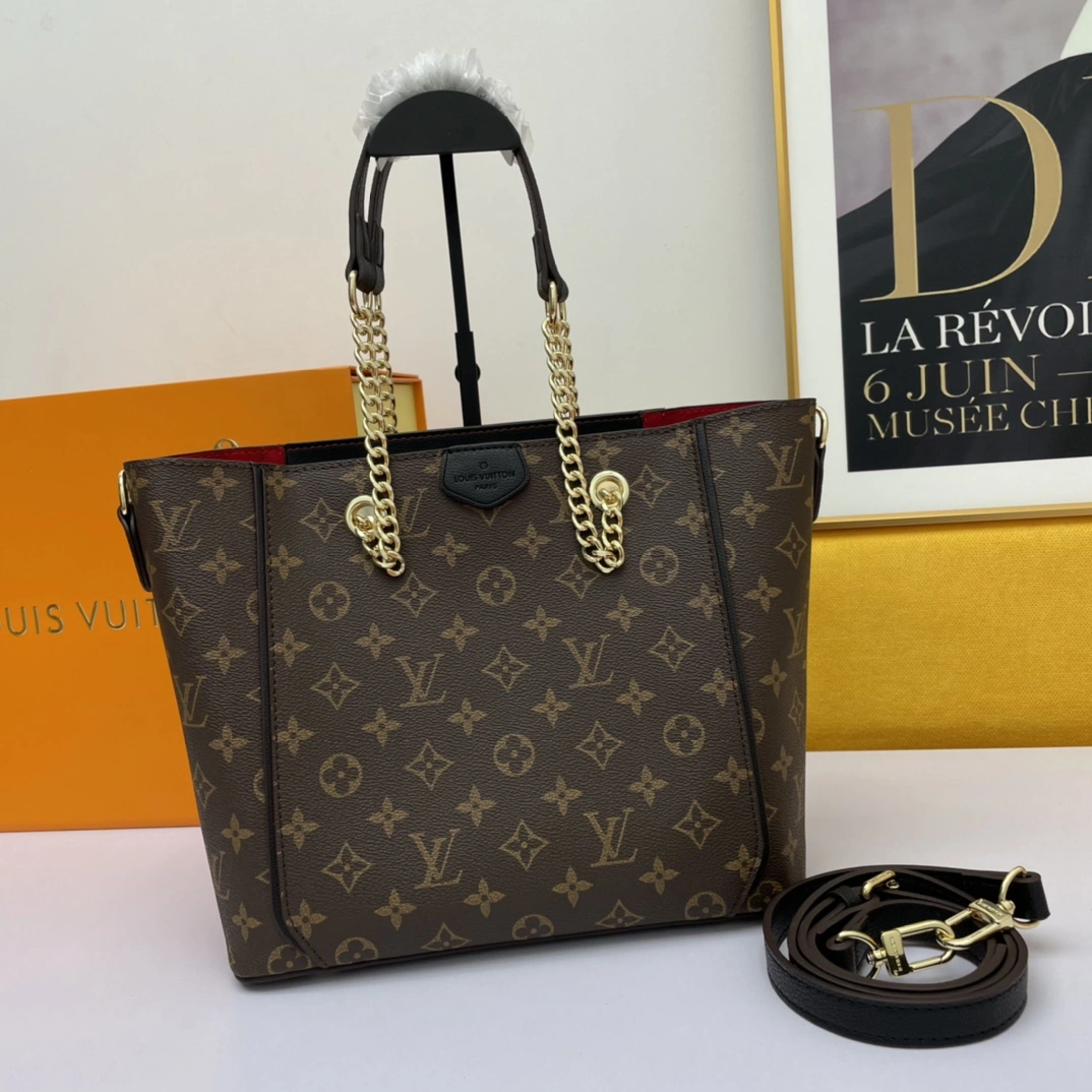 Fashionable L*ouis V*uitton Top Bag 28*24*12cm 8463