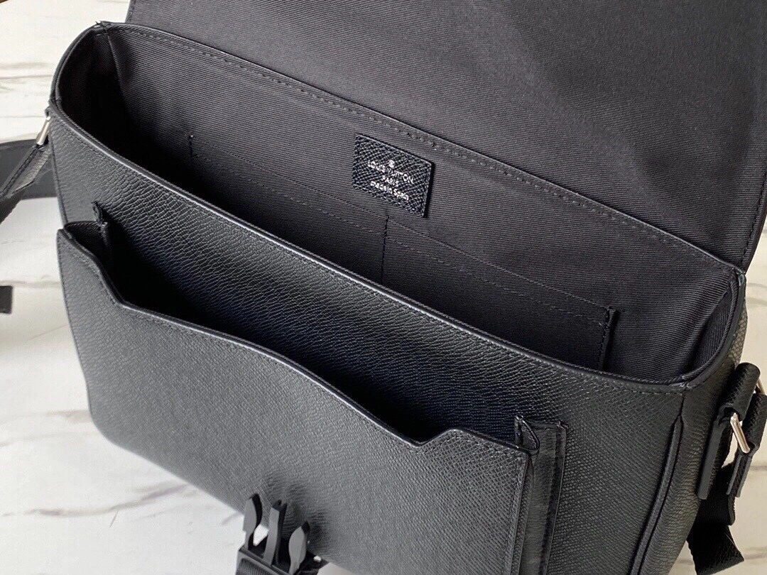 L*ouis V*uitton Top Bag 29 x 23 x 11.5 cm Packable 8567