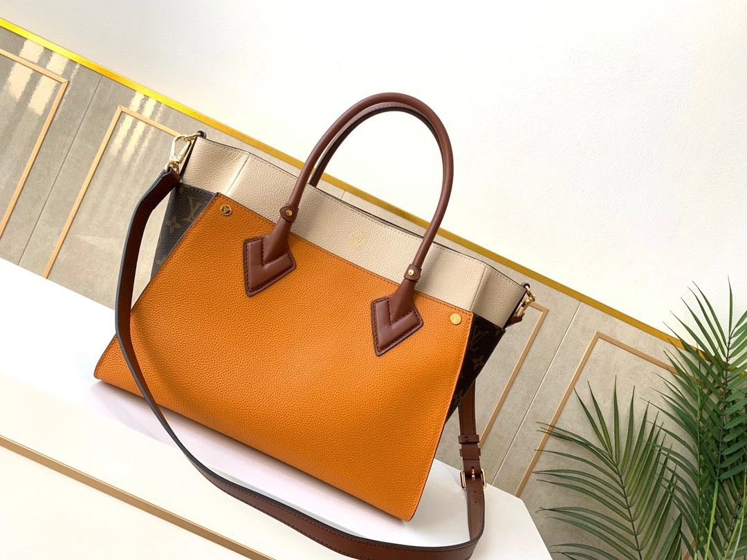 L*ouis V*uitton Top Bag 30.5*24.5*14cm Premium 8390