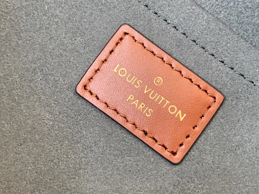 L*ouis V*uitton Top Bag 30.5*24.5*14cm Modern 8394