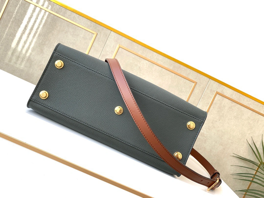 L*ouis V*uitton Top Bag 30.5*24.5*14cm Modern 8394
