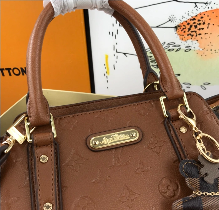 TimelessDesign L*ouis V*uitton Top Bag 31*24*13cm 8470