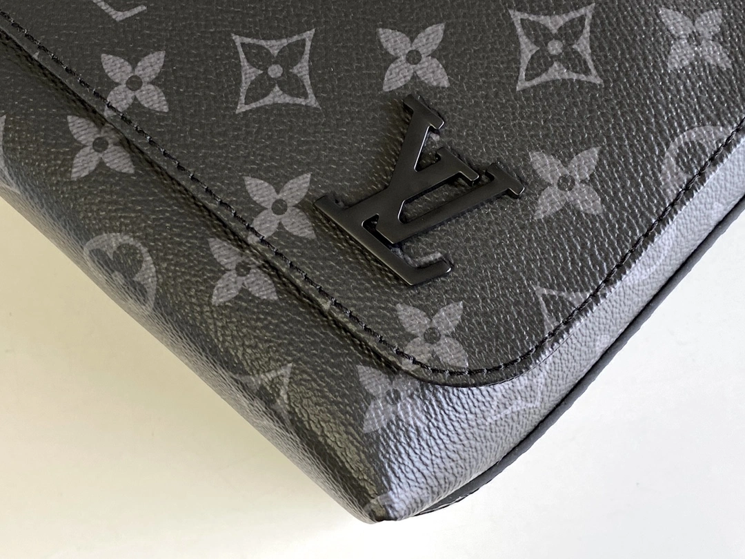 L*ouis V*uitton Top Bag 31*27*8cm MultiPurpose 8508