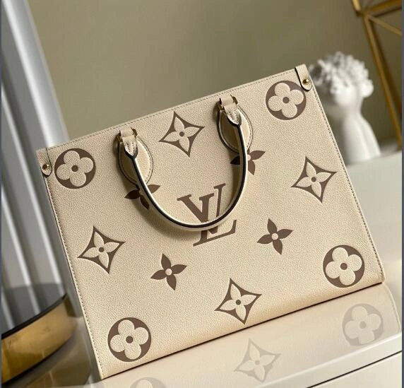 L*ouis V*uitton Top Bag 34*26*13cm Lightweight 8632