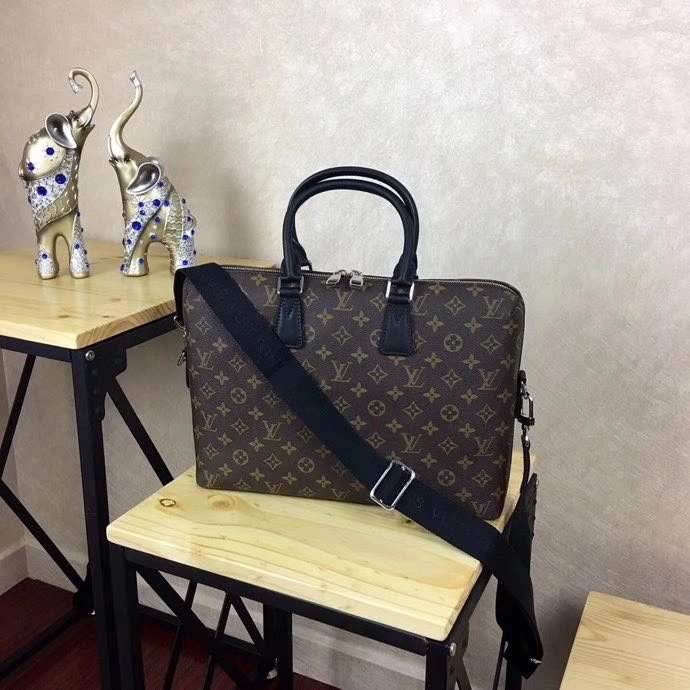L*ouis V*uitton Top Bag 37CM Durable 8489