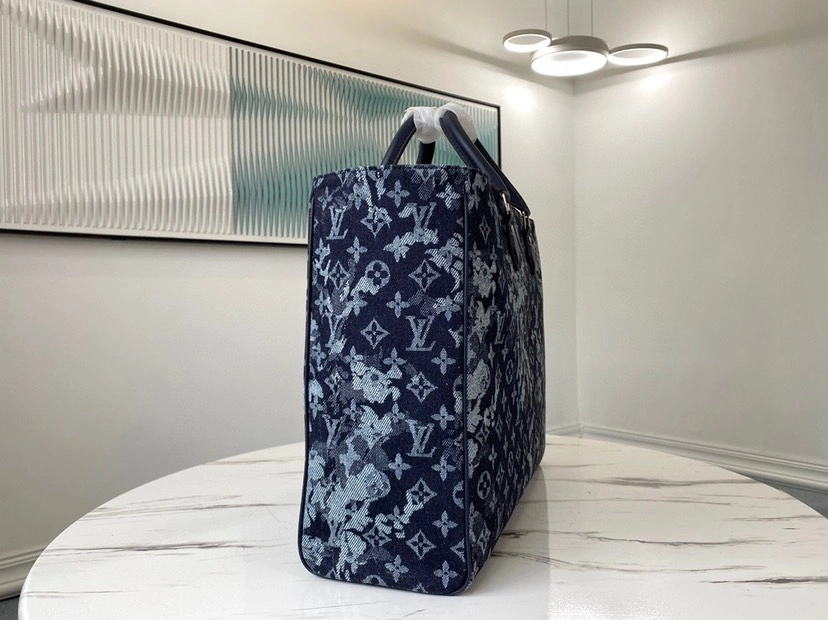 L*ouis V*uitton Top Bag 42*34*14cm Sophisticated 8513