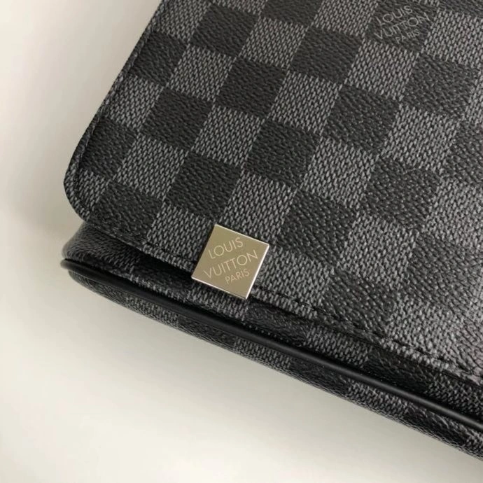 Seasonal L*ouis V*uitton Top Bag 8486
