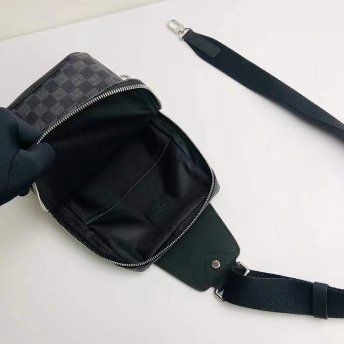 L*ouis V*uitton Top Bag Versatile 8487