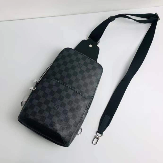 L*ouis V*uitton Top Bag Versatile 8487