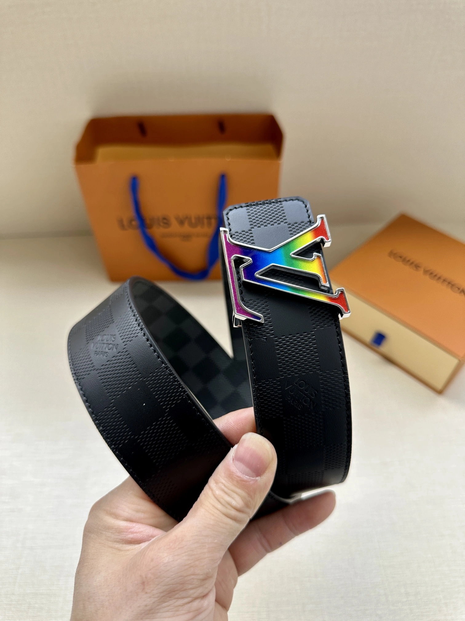 L*ouis V*uitton Top Belts AT 20230904- WeatherProof 15376