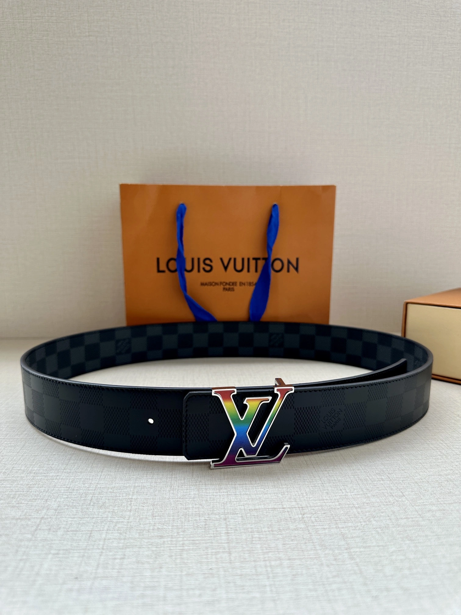 L*ouis V*uitton Top Belts AT 20230904- WeatherProof 15376