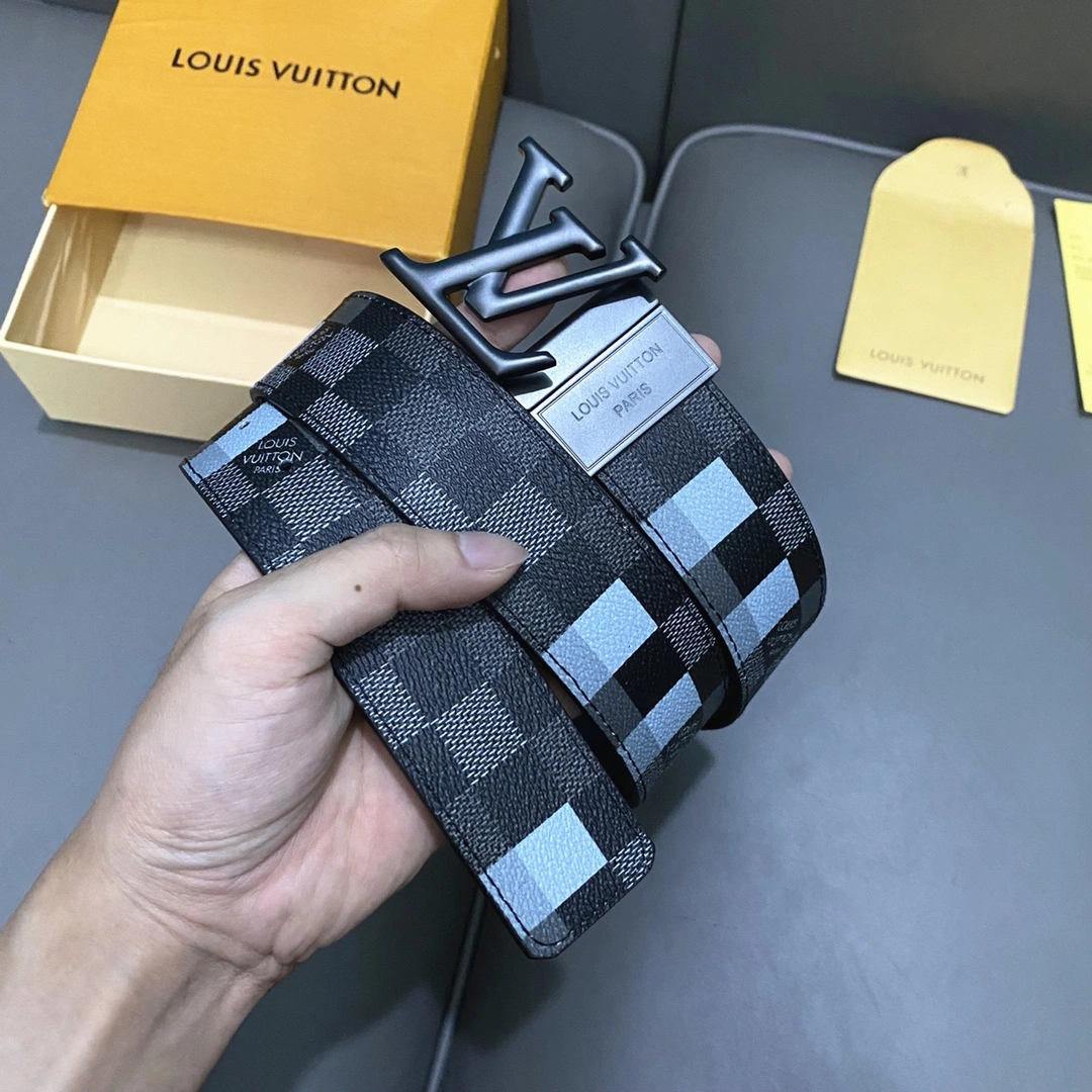 L*ouis V*uitton Top Belts AT 20230904- SmoothTexture 15365