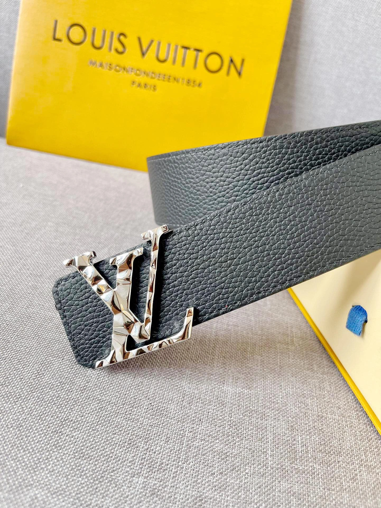 Comfortable L*ouis V*uitton Top Belts AT 20230905- 15355