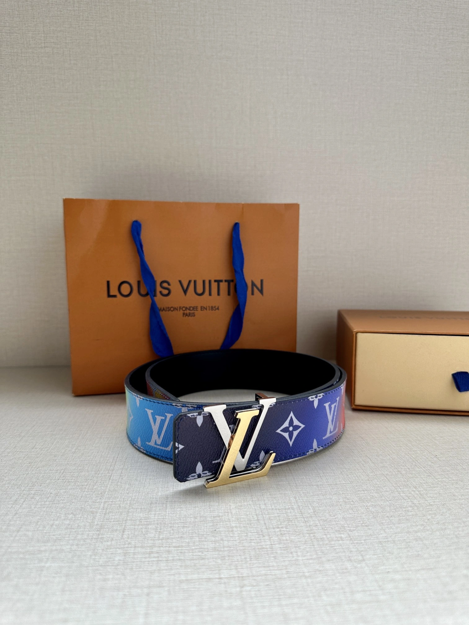 L*ouis V*uitton Top Belts AT 20230906- WeatherProof 15338